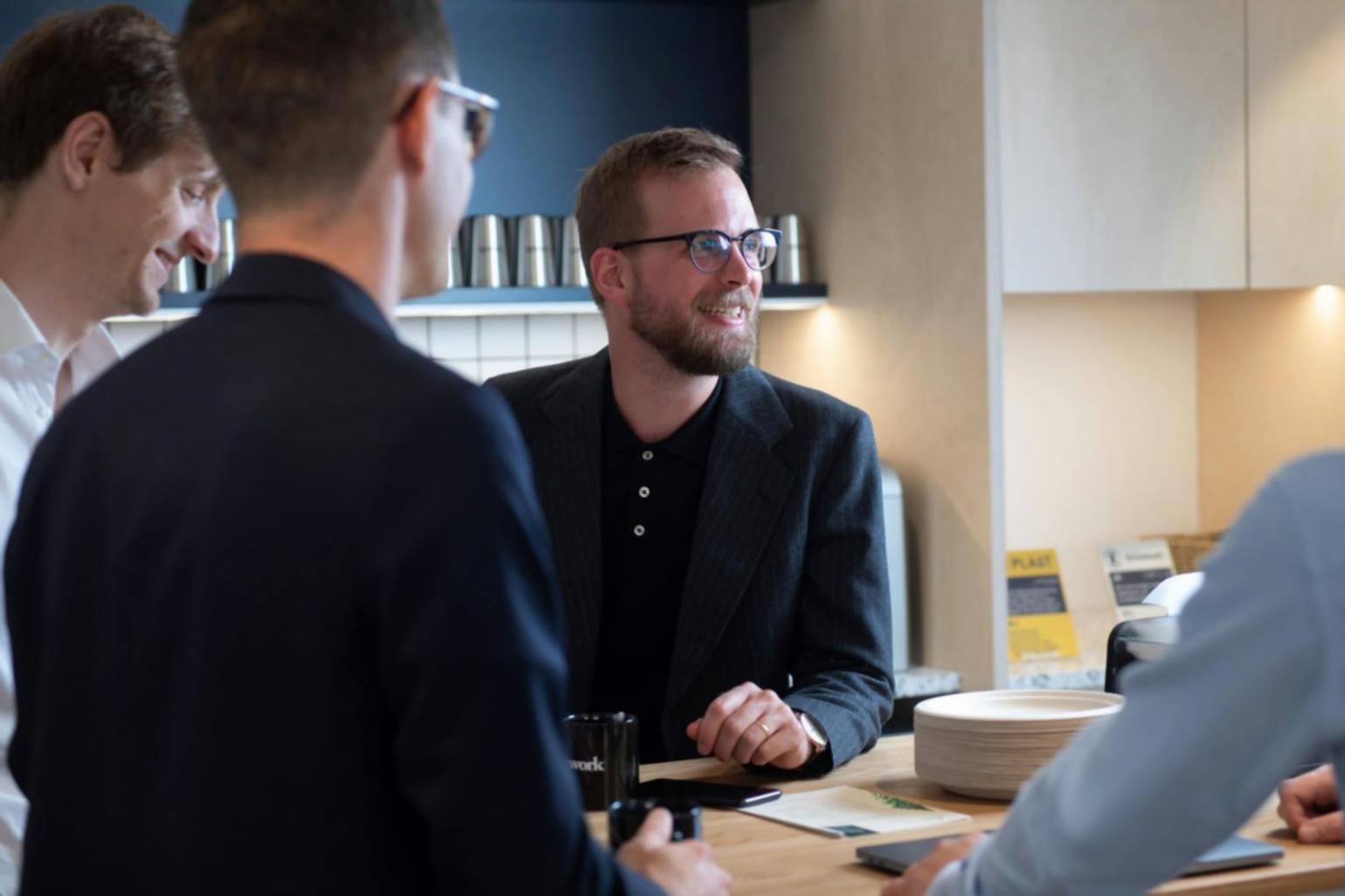 Análisis colaborativo de finanzas corporativas