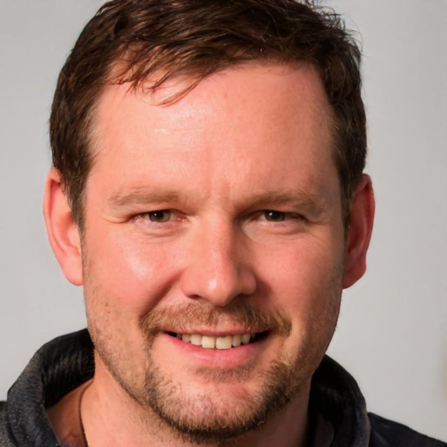 Retrato profesional de Iñaki Berenguer, Director de Estrategia Financiera en urilavonera