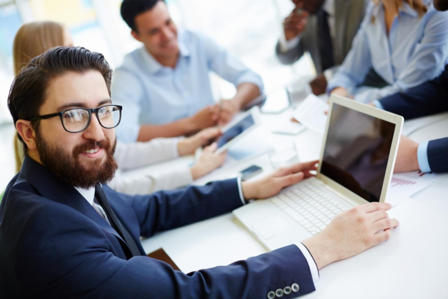 Sesión de formación profesional en cultura corporativa